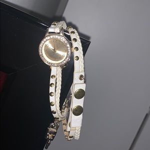 White bracelet watch